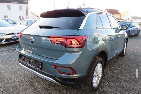 Volkswagen T-Roc 1.5 TSI Life OPF (EURO 6d),LED,AHK,CarPla