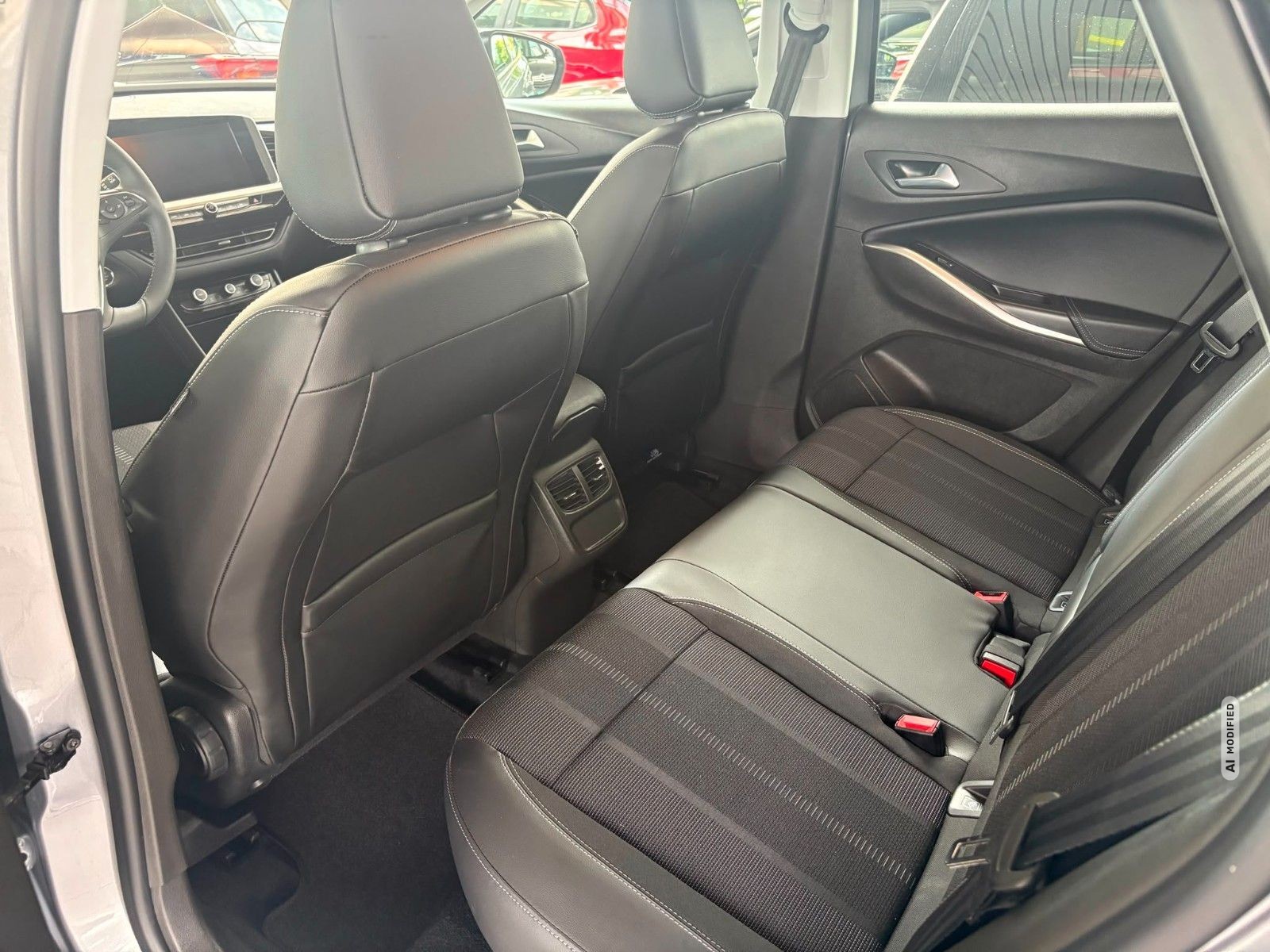 Opel Grandland X Grandland Enjoy 1.2 96KW (130 PS) Automatik,SHZ,