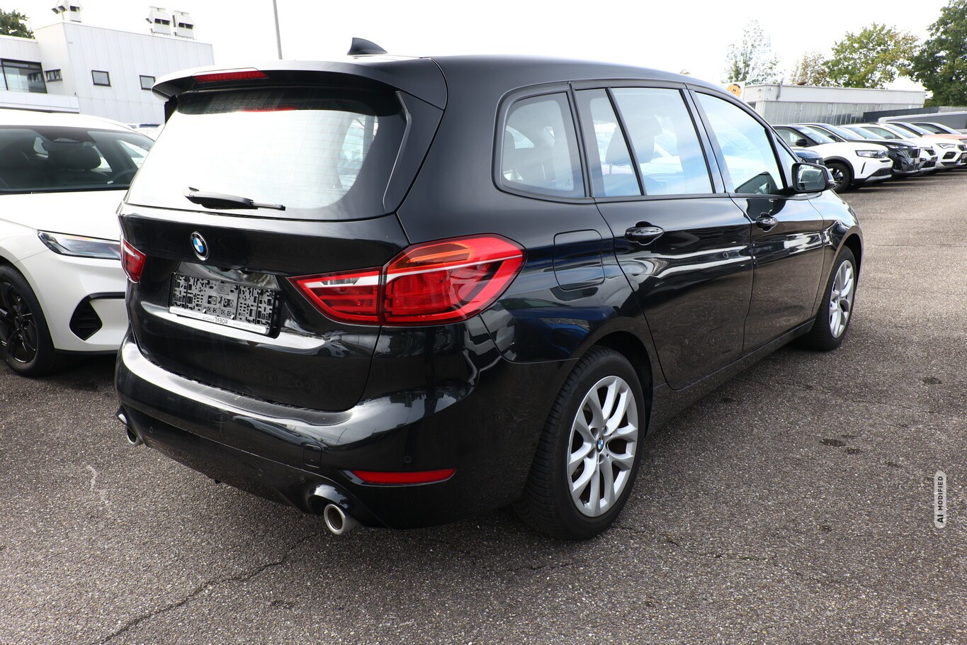 BMW 220 i Gran Tourer Advantage Nav PDC SHZ Kam LM17Z
