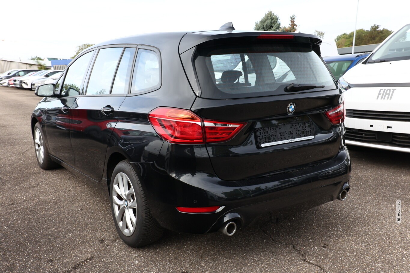 BMW 220 i Gran Tourer Advantage Nav PDC SHZ Kam LM17Z