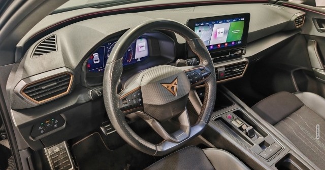 Cupra Leon 2.0 TSI DSG Pano Beats Navi VisionPlus CarPlay