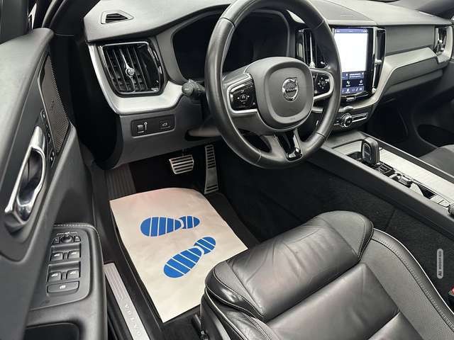 Volvo XC60 R Design 2WD 