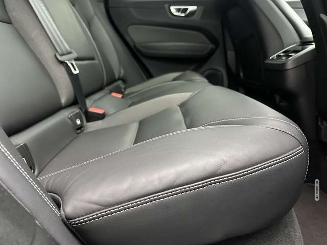 Volvo XC60 R Design 2WD 