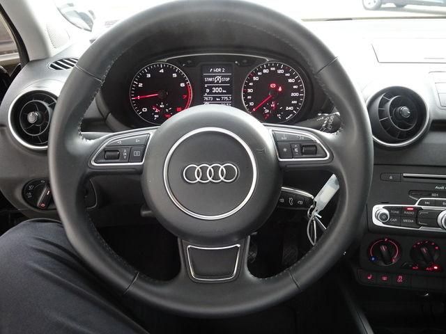 Audi A1 1.0 TFSI SPORTBACK ADMIRED S-LINE XENON  PDC